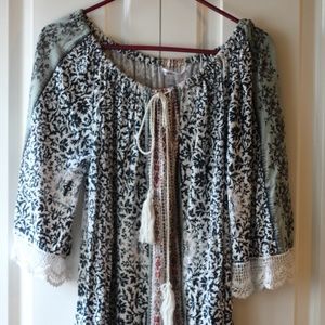 Gorgeous Lace Sleeve Blouse